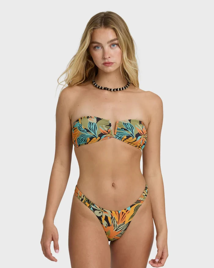 DES TROPIQUES V BANDEAU