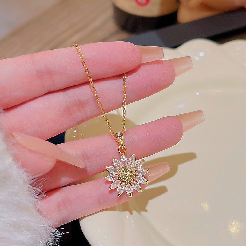 Sunflower Pendant Necklace for Women üìø
