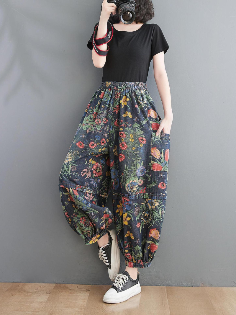 Women's  Vintage Charm Floral Baggy Style Bottom