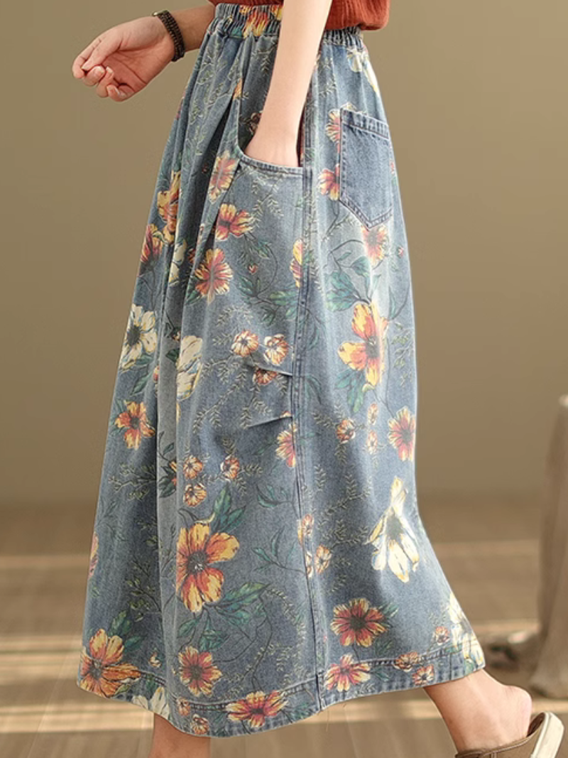 Women's Modern & Comfortable Flower Printed Pocket Style Skirt