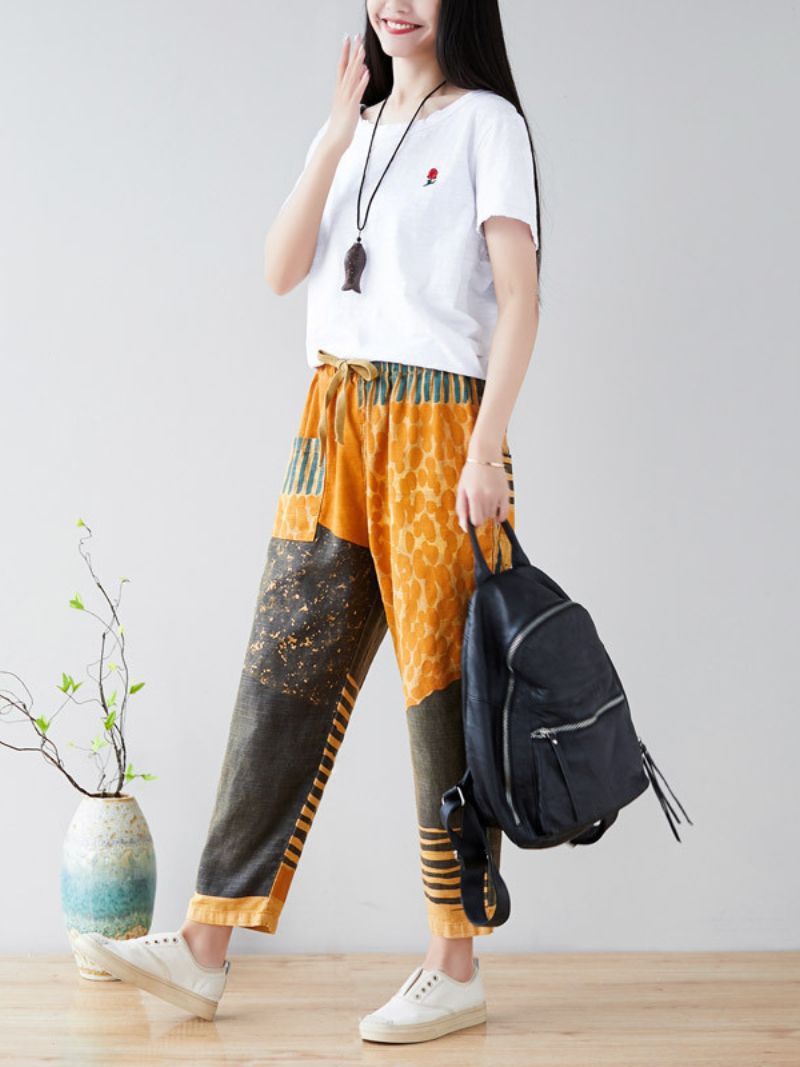 Women's Stylish& Elegant  Look with Mid-rise Waist Bottom