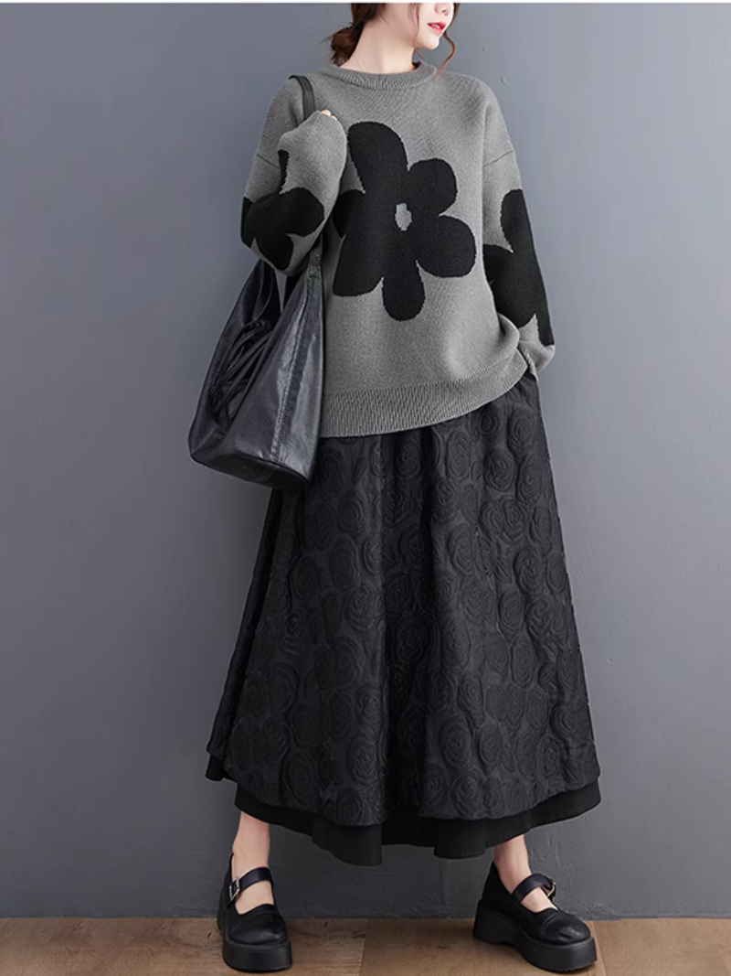 Cozy Women's Floral Sweater - Chic & Trendy | Eva Trends