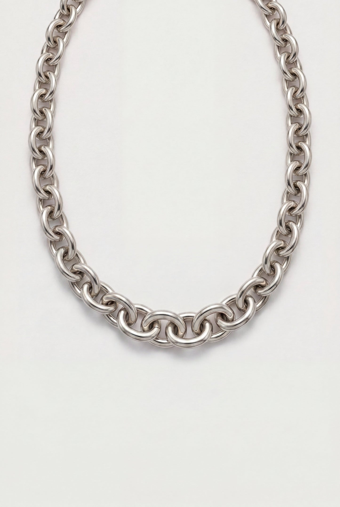 CHAIN NECKLACE