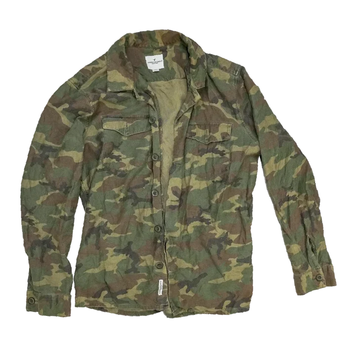American Eagle Outfitters Woodland Camo Shirt - XLarge - Army & Outdoors - Field Shirts