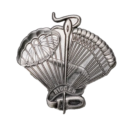 Belgian Paratrooper Rigger Badge - Belgian Army Surplus - Flags, Badges & Insignia