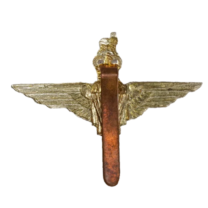 British Parachute Regiment Cap Badge - British Army Surplus - Flags, Badges & Insignia