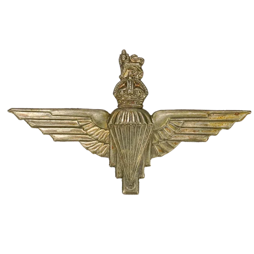 British WWII Parachute Regiment Beret Badge - British Army Surplus - Flags, Badges & Insignia