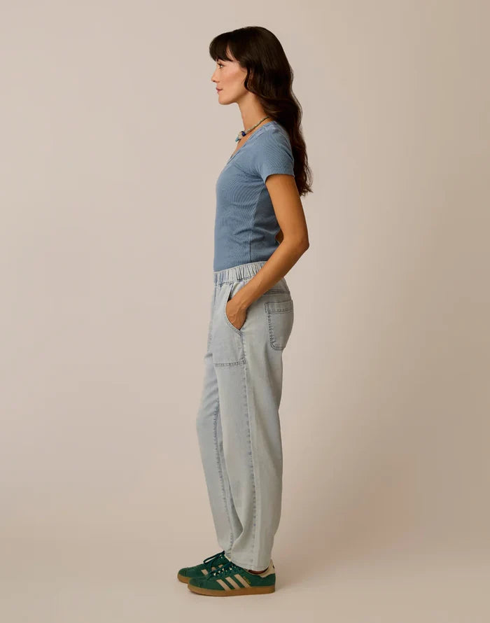 CARVE ZOE DENIM LIGHT PANT