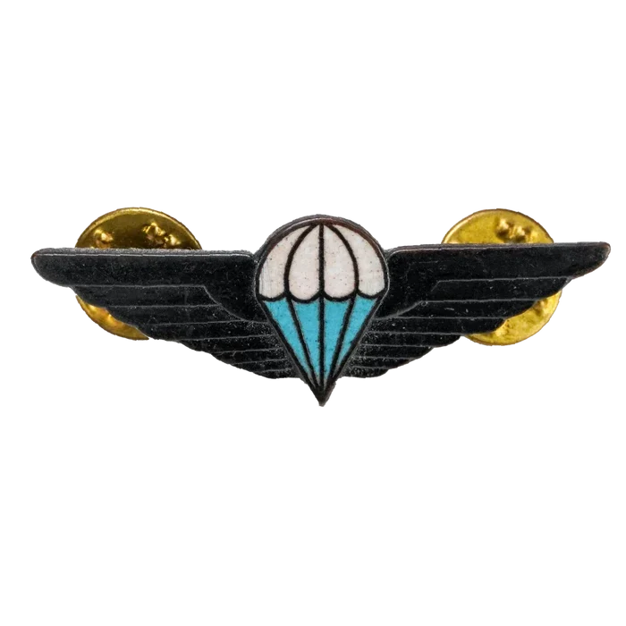 Ciskei Defence Force (CDF) Parachute Wing - Basic Mess Badge - Army & Outdoors - Flags, Badges & Insignia