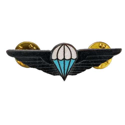 Ciskei Defence Force (CDF) Parachute Wing - Basic Mess Badge - Army & Outdoors - Flags, Badges & Insignia