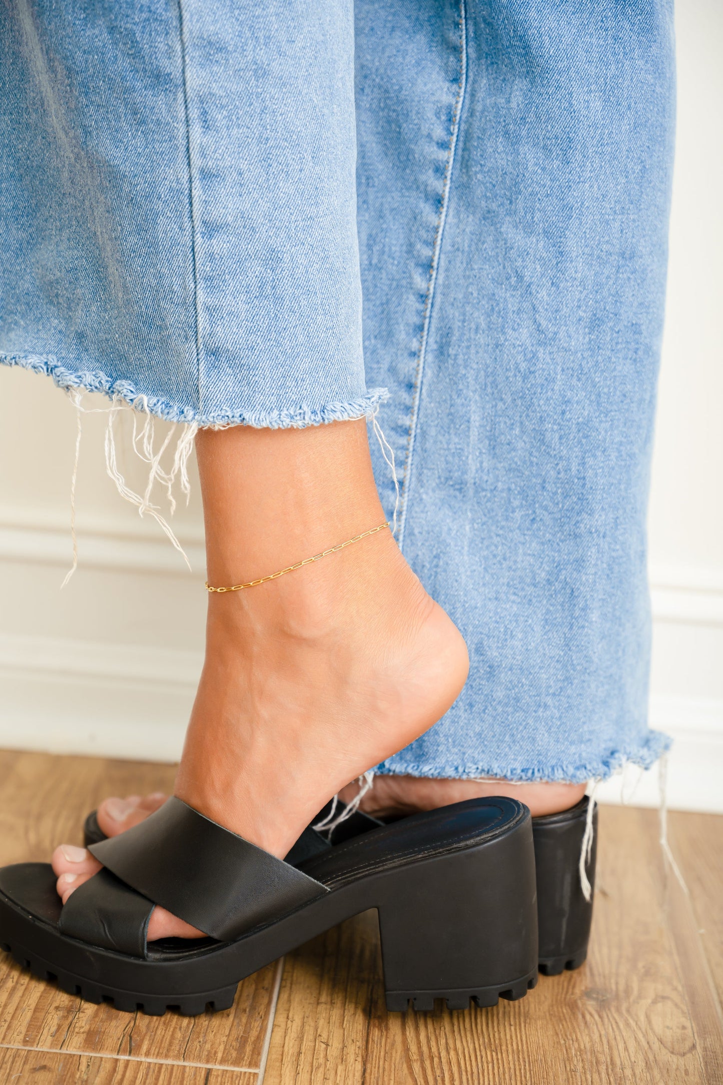 Tiny Paperclip Anklet