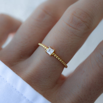 Princess Cut w Beaded Band