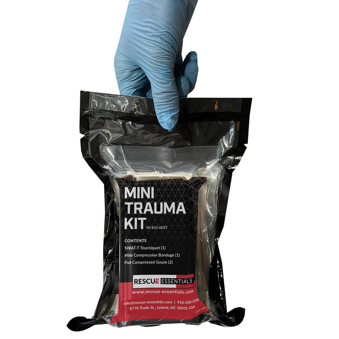 Mini Trauma Kit, in hand