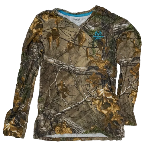 Realtree Women's Camo V-Neck Long Sleeve T-Shirt - Large - Army & Outdoors - Camouflage T-Shirts