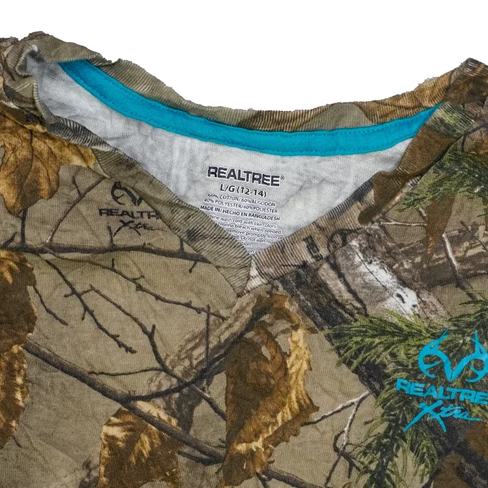 Realtree Women's Camo V-Neck Long Sleeve T-Shirt - Large - Army & Outdoors - Camouflage T-Shirts