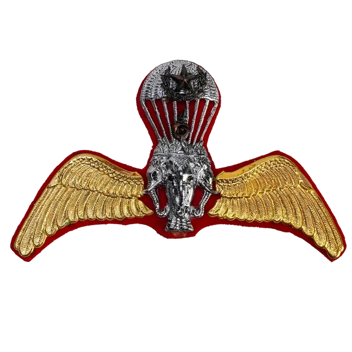 Royal Thai Army Master Parachutist Badge - Army & Outdoors - Flags, Badges & Insignia