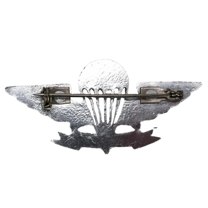 Singapore Army Parachutist Badge - Singapore Army Surplus - Flags, Badges & Insignia