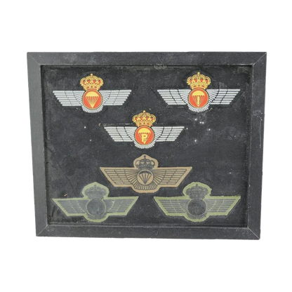 Spanish Army Parachute Qualification Wings Display Board - Spanish Army Surplus - Flags, Badges & Insignia