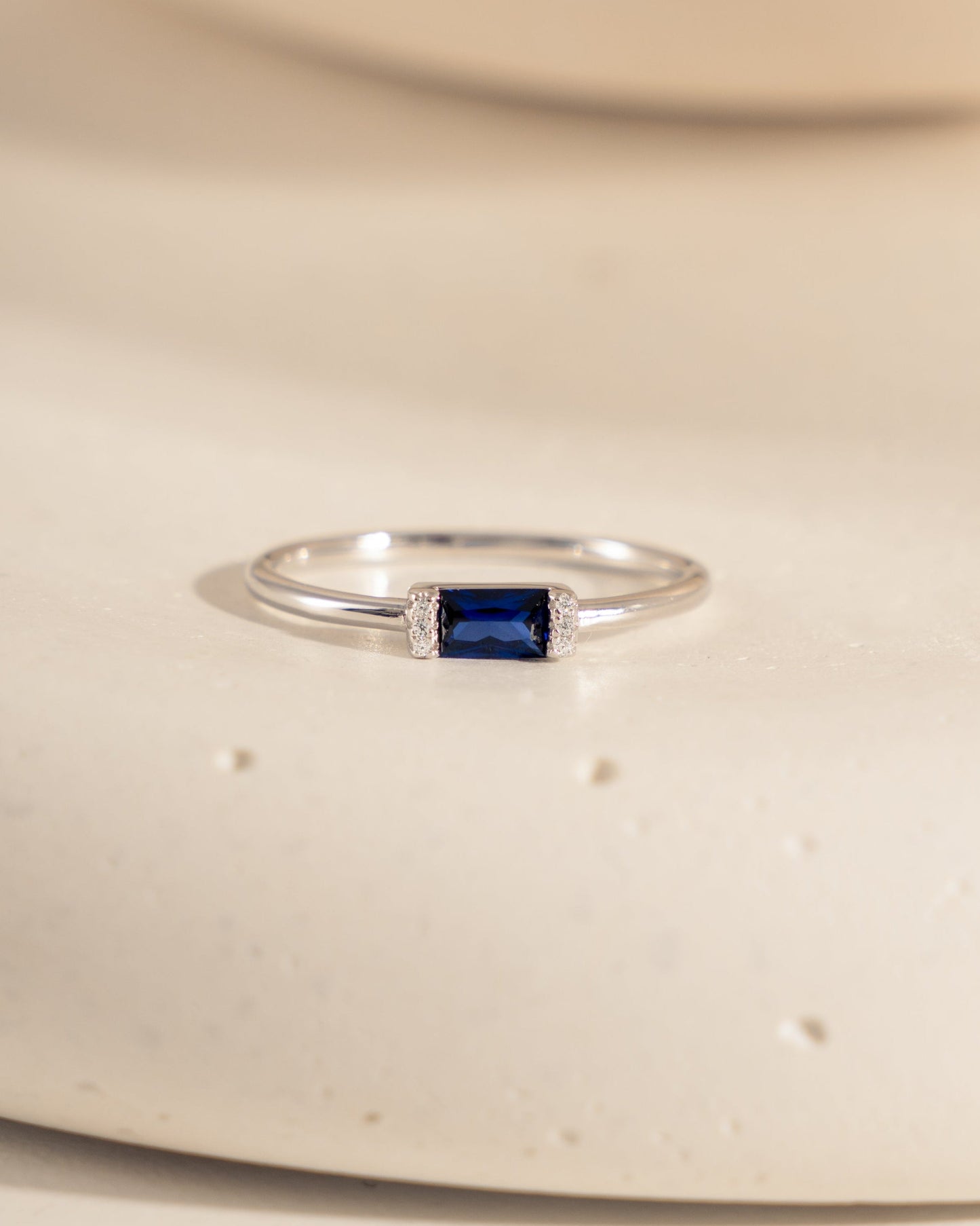 Sapphire Simple Baguette Ring