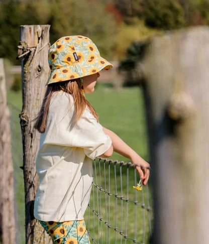 SUNNY SEEDS BUCKET HAT