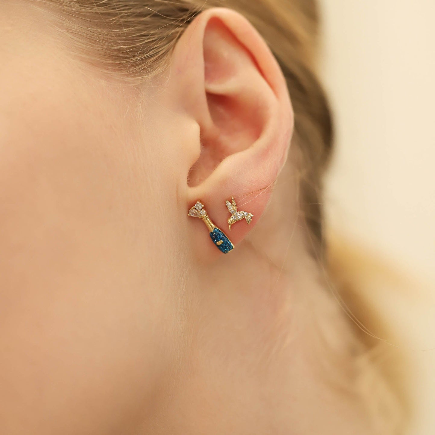 Champagne Bottle Studs
