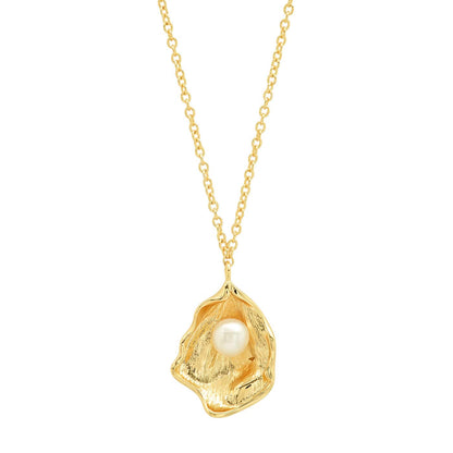 Venus Pearl Necklace
