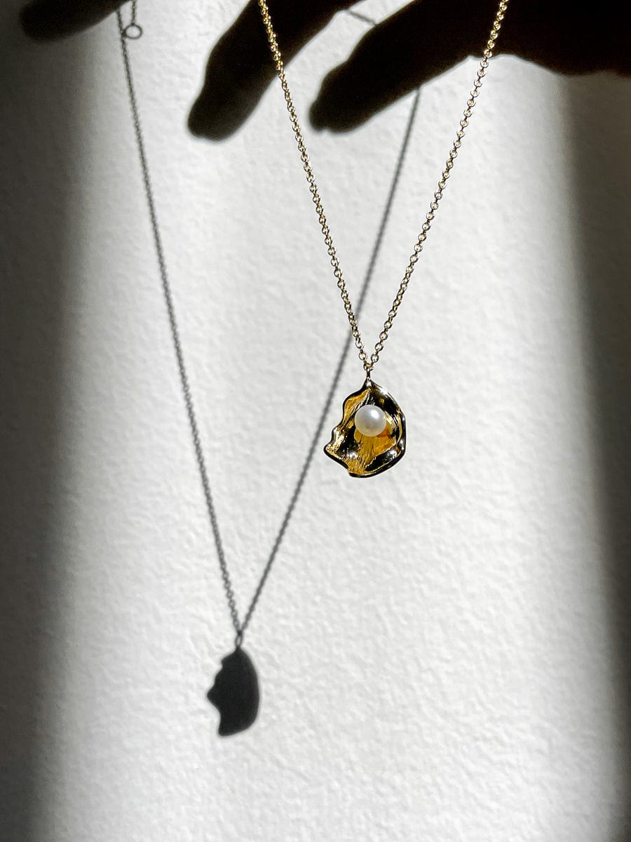 Venus Pearl Necklace
