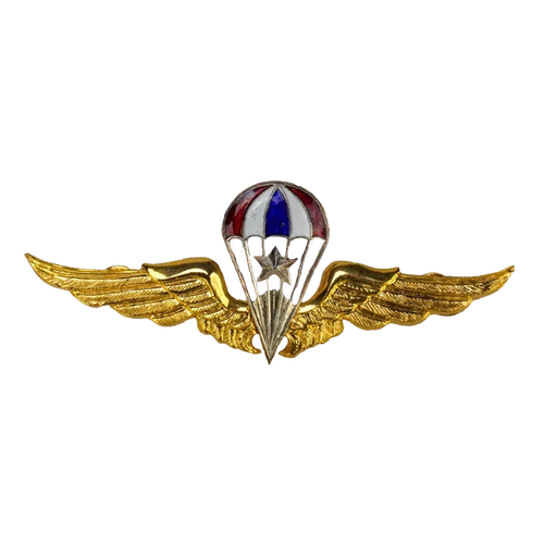 Thai Military Parachute Badge - Army & Outdoors - Flags, Badges & Insignia