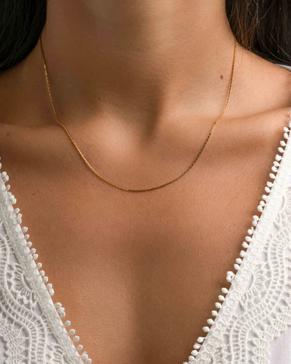Thin Chain Necklace