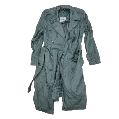 US Army 1970s Green Raincoat - 36R, Small - US Army Surplus - Rain Jackets