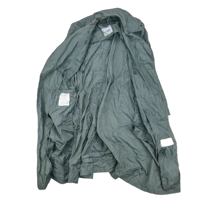 US Army 1970s Green Raincoat - 36R, Small - US Army Surplus - Rain Jackets