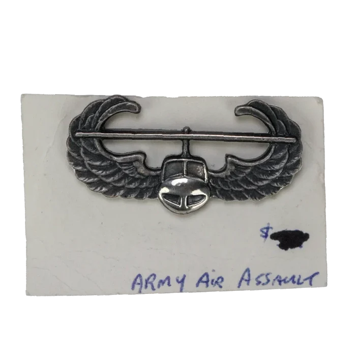 US Army Air Assault Badge - US Army Surplus - Flags, Badges & Insignia