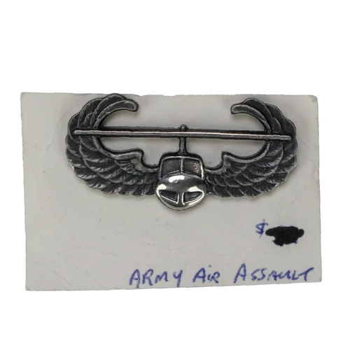 US Army Air Assault Badge - US Army Surplus - Flags, Badges & Insignia