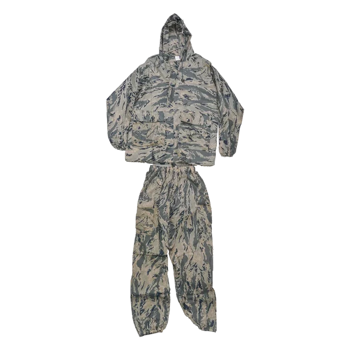 US Made ABU Camo Nylon Lightweight Rain Suit - XLarge - Army & Outdoors - Rain Jackets