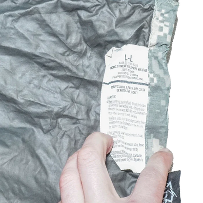 USGI UCP Extreme Cold Weather Waterproof Jacket - Large Long - US Army Surplus - Rain Jackets
