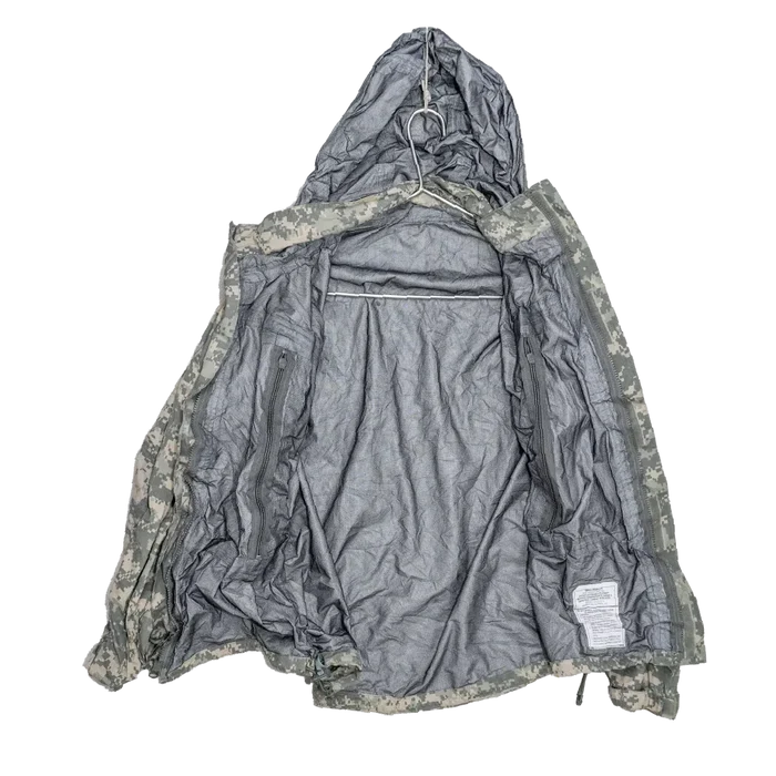 USGI UCP Extreme Cold Weather Waterproof Jacket - Small Regular - US Army Surplus - Rain Jackets