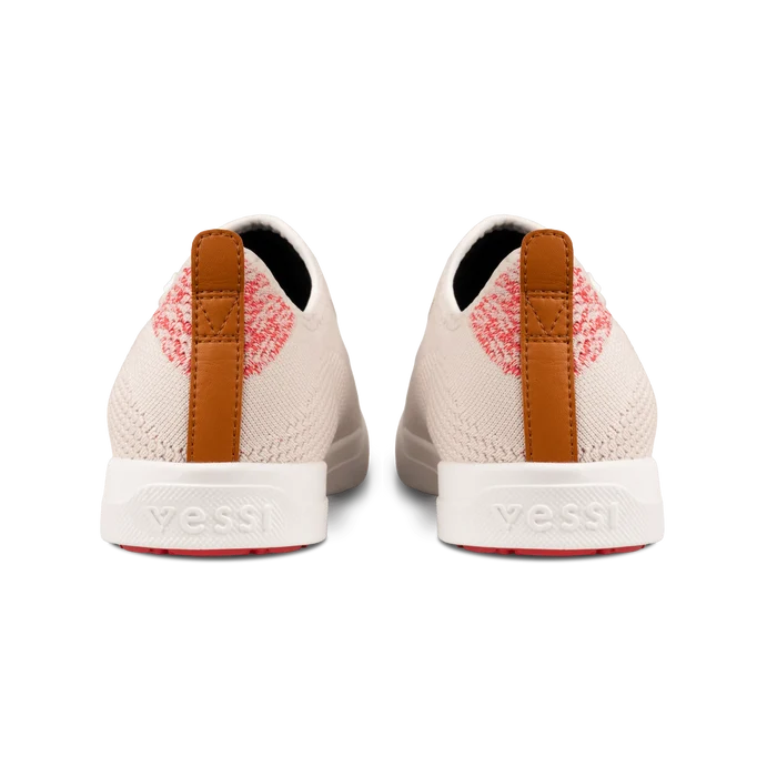 VESSI WOMENS WEEKEND SNEAKER 1.5 BERRY
